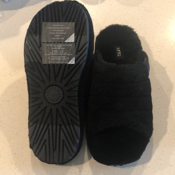 COPY - NEW UGG Black Slippers - Picture 3 of 4